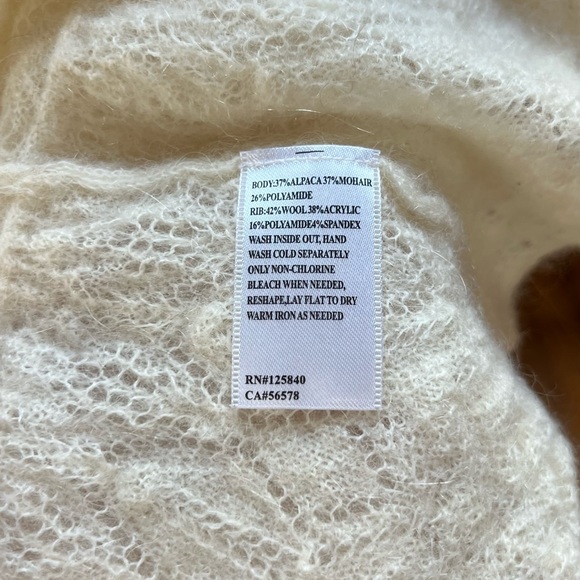 Cream sweater - Picture 7 of 8